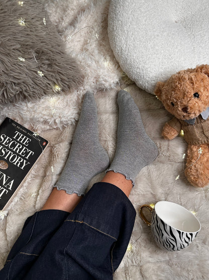 Paket 3 parov bleščečih nogavičk z volančki✨