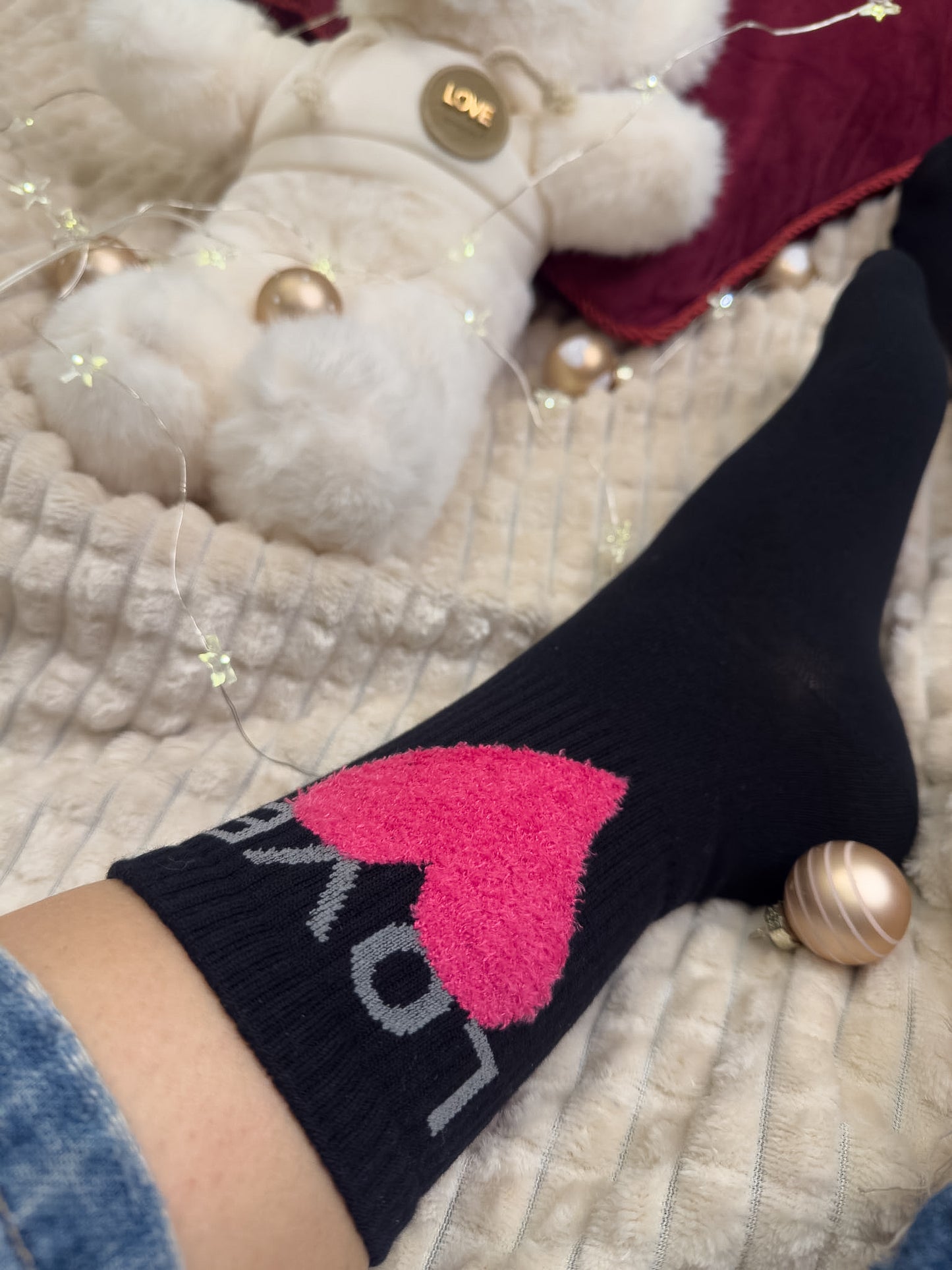 Par črnih nogavičk LOVE 💗