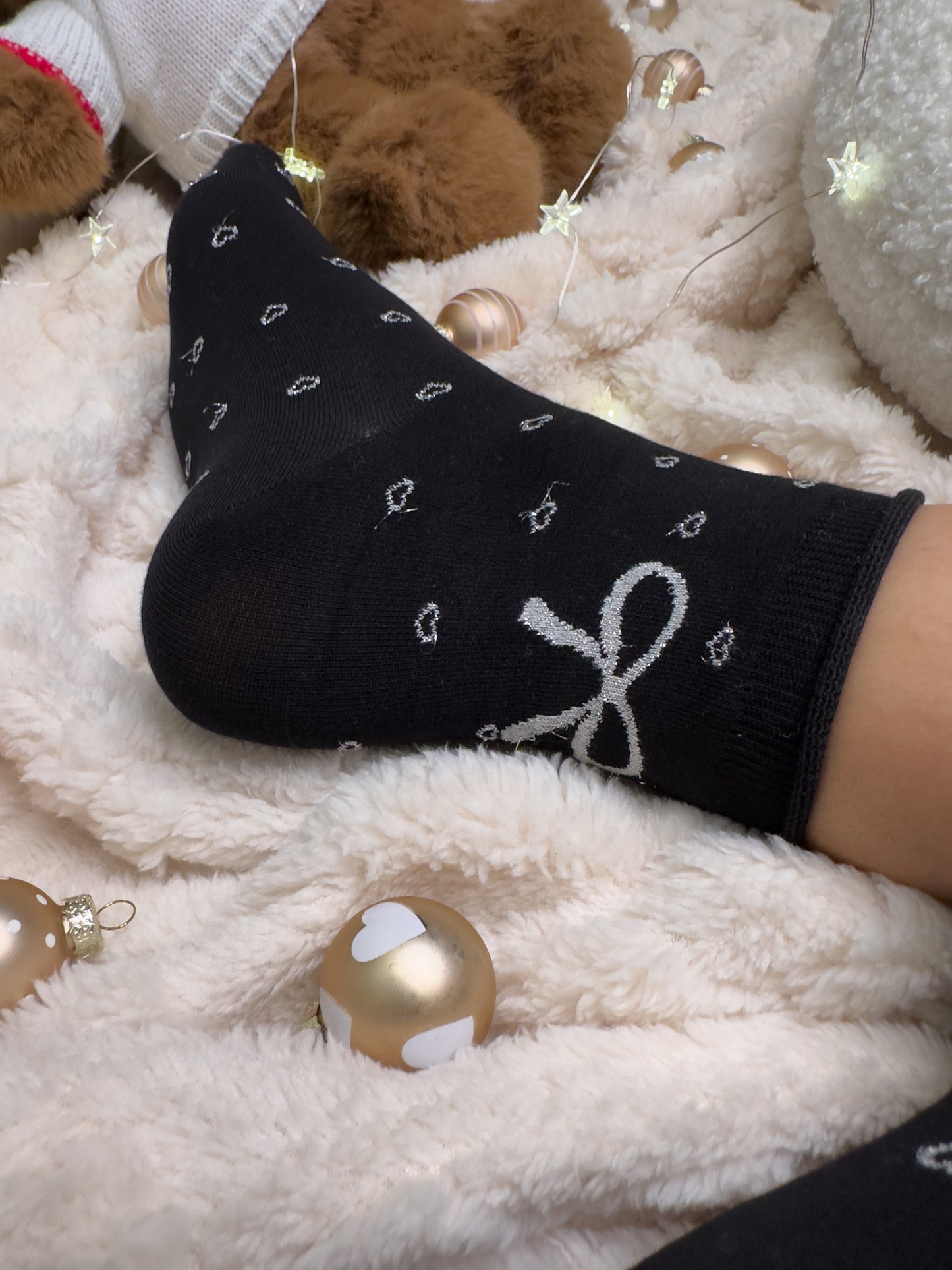 Paket 5 parov nogavic z malimi srčki 🖤