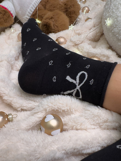 Paket 5 parov nogavic z malimi srčki 🖤