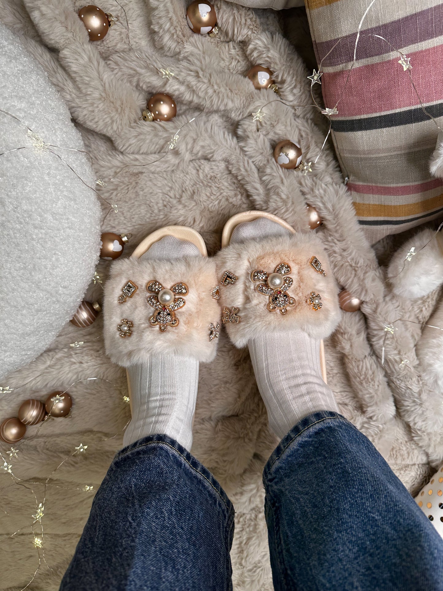 Odprti copatki s svetlečim medvedkom🧸